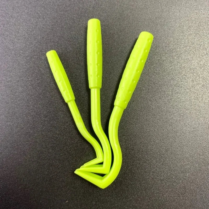 3 Flea Remover Hook