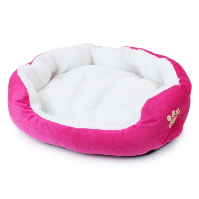 Warm and Cozy Pet Bed for Indoor