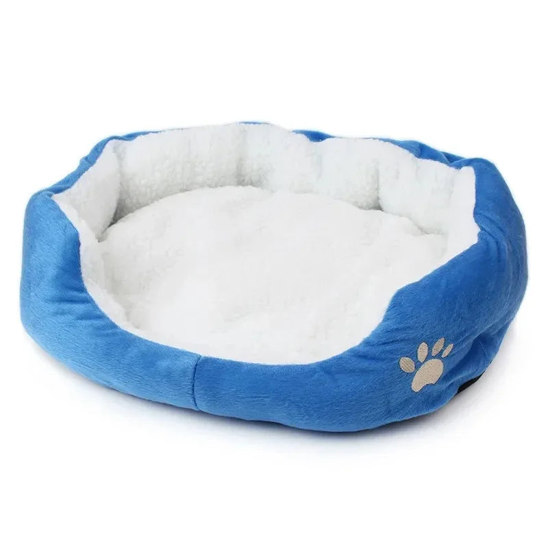 Warm and Cozy Pet Bed for Indoor