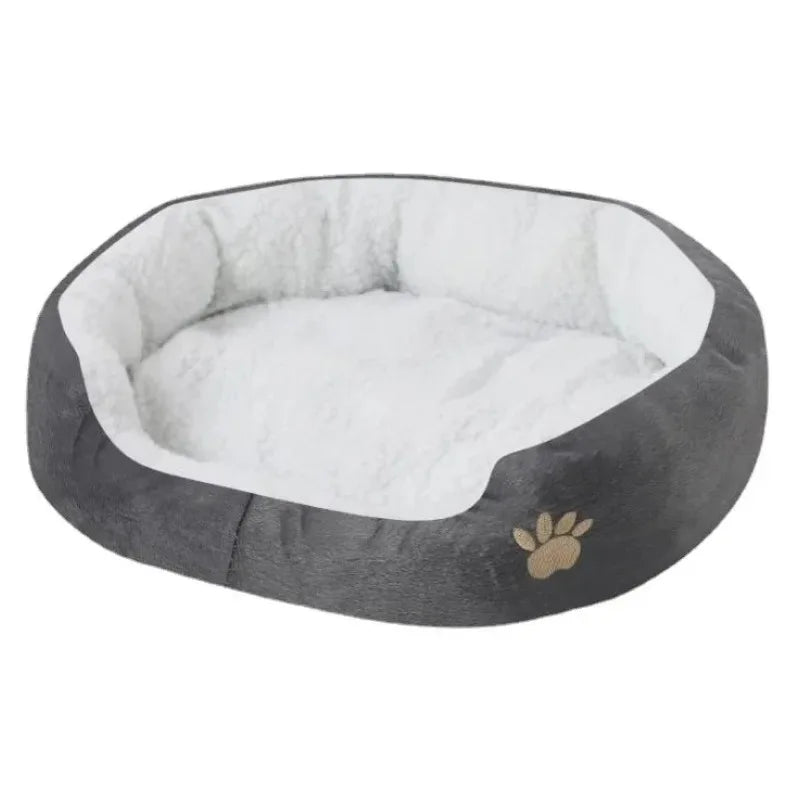 Warm and Cozy Pet Bed for Indoor